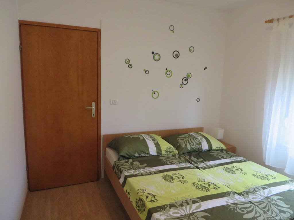 Apartment Mare Medulin Exterior photo